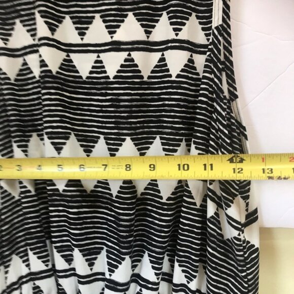 H&M NEW Print Maxi Boho Dress Sleeveless Elastic Waist Back Slit Black White 12 - Picture 14 of 16